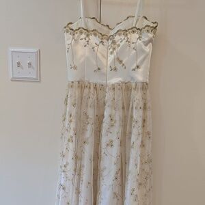 Timeless Floral Dress, size S